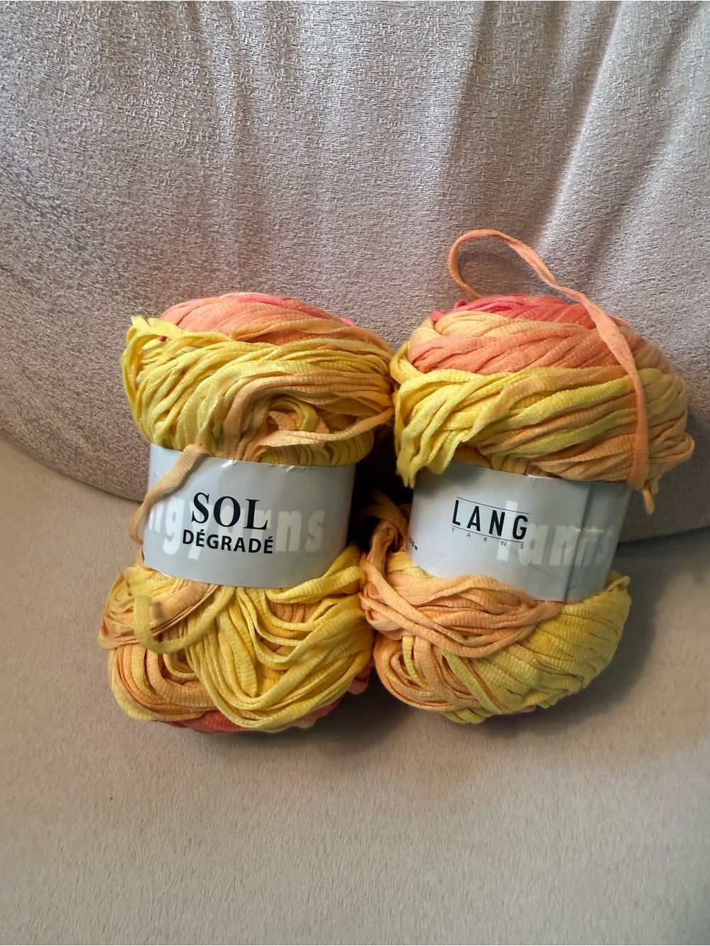 Yarn LANG Sol Dégradé Yellow-Orange Ribbon Yarn - 2 Balls
